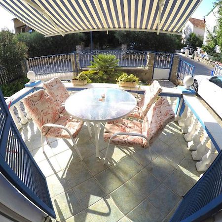 Blue City Apartment'S Repic Biograd Na Moru Esterno foto