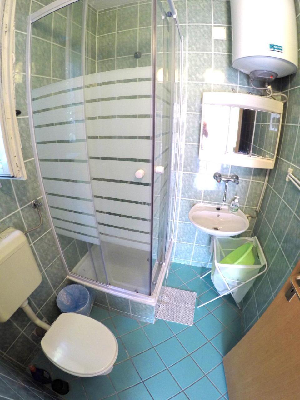Blue City Apartment'S Repic Biograd Na Moru Esterno foto